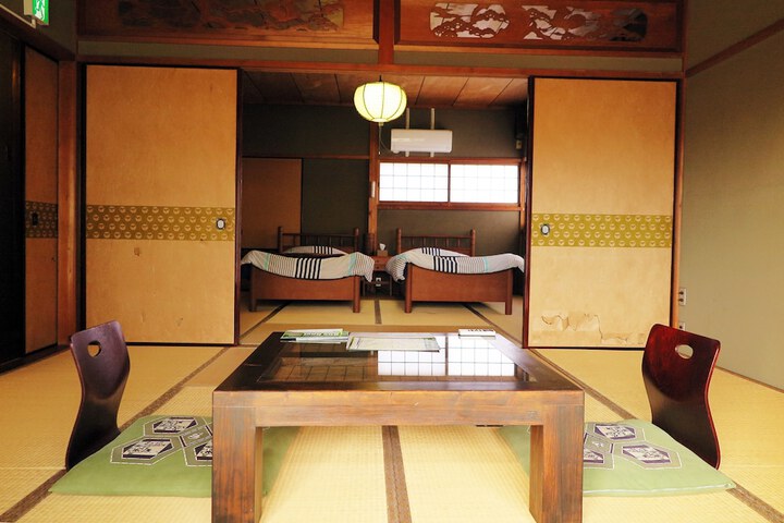 Room 18 of 58