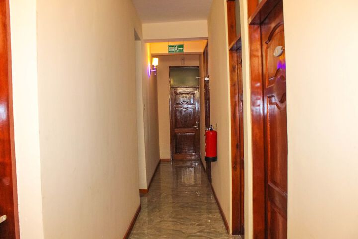 Ballroom/Hall 24 of 37