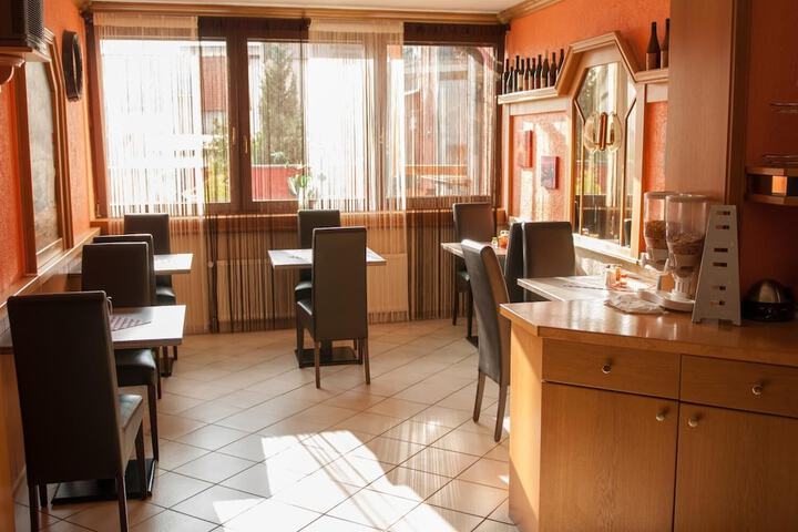 Dining Photos
