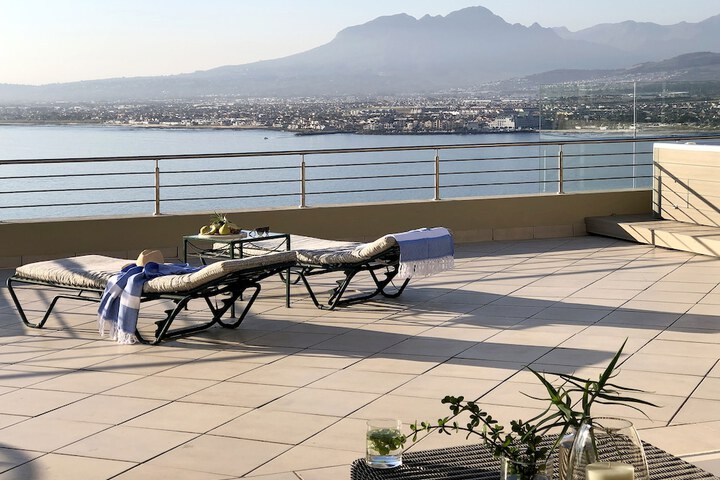 Sundeck