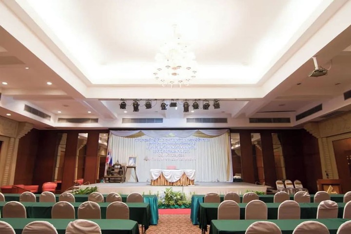 Meeting 62 of 79