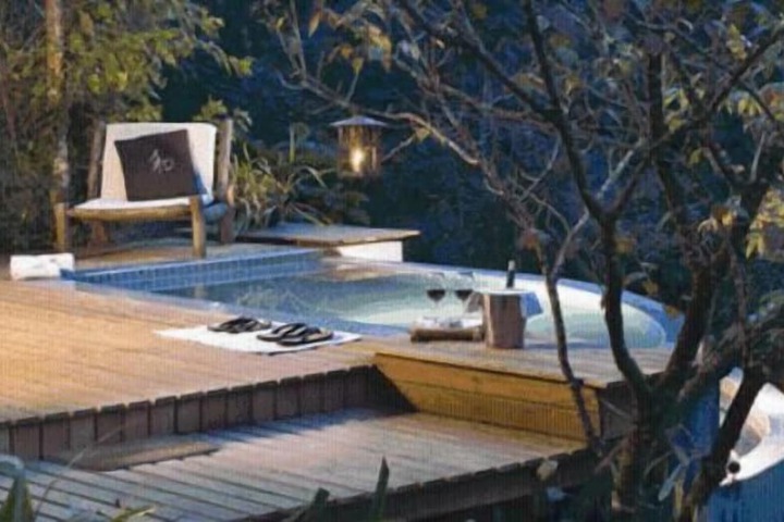 Pool 27 of 54