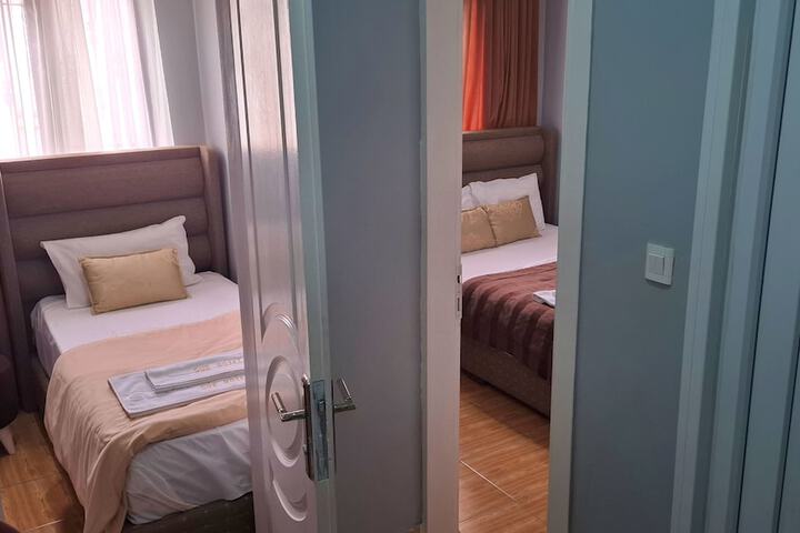 Room 7 of 29