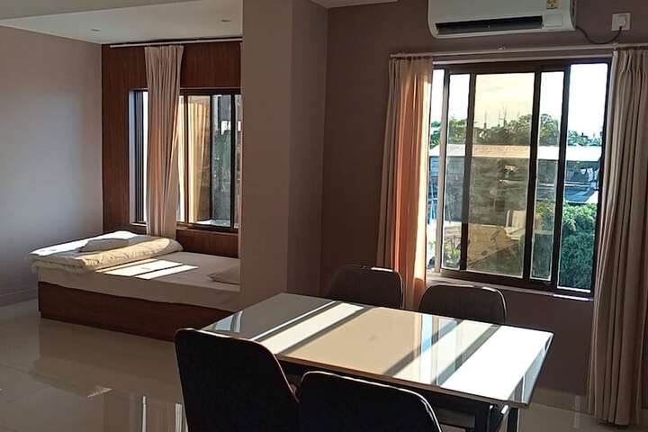 Room 46 of 81