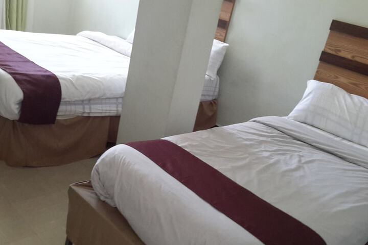 Room 14 of 30
