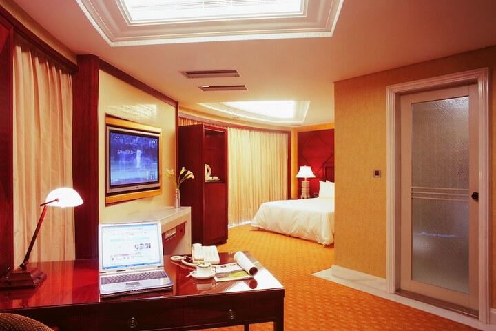 Room 74 of 101
