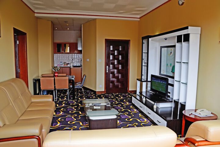 Room 7 of 30