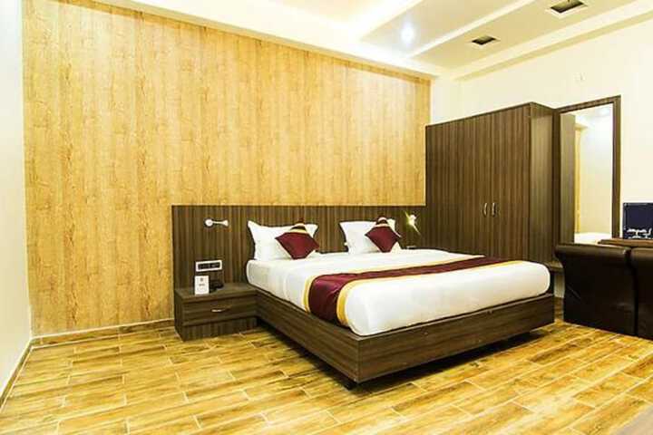 Room 19 of 27
