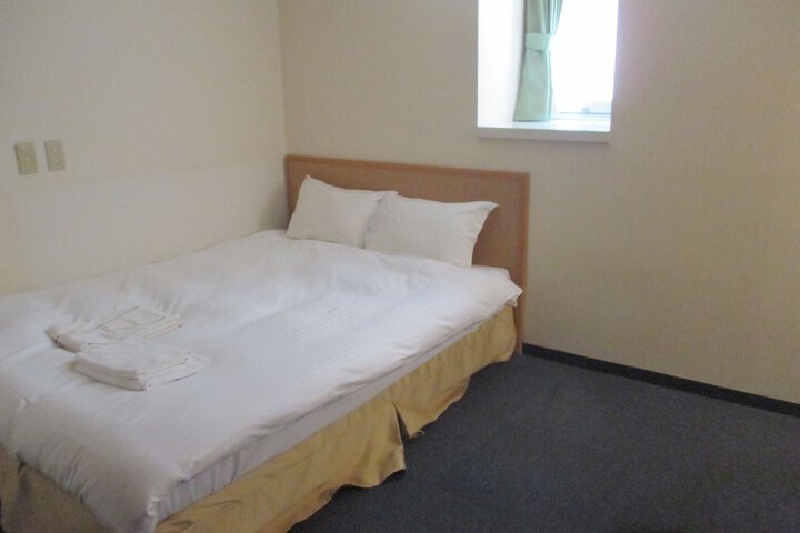 Room 19 of 47