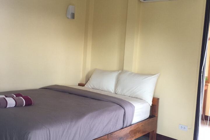 Room 15 of 95