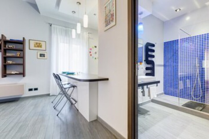 Room 15 of 29
