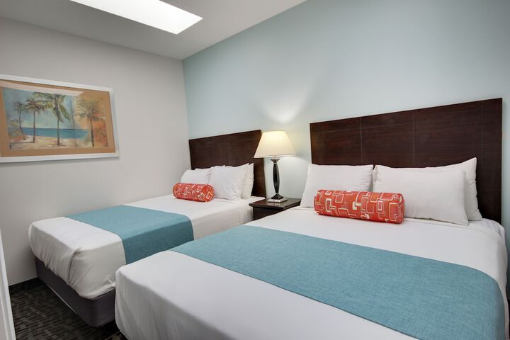 Room 4 of 19