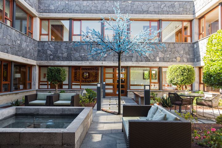 Lobby Entry