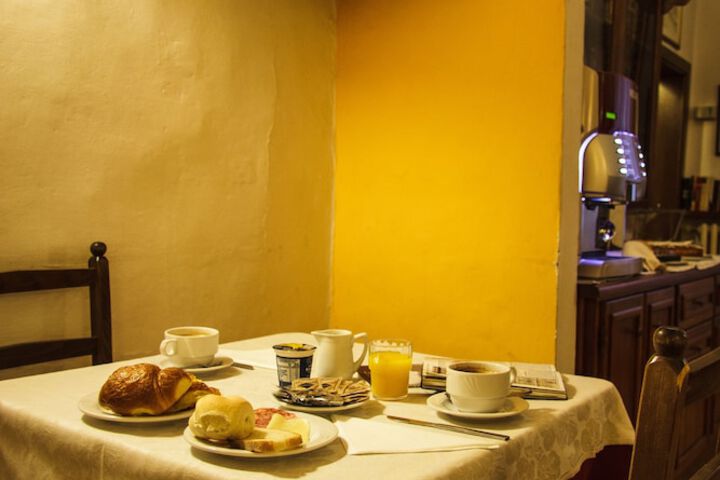 Breakfast/Coffee Service 38 of 62