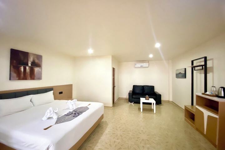 Room 22 of 56