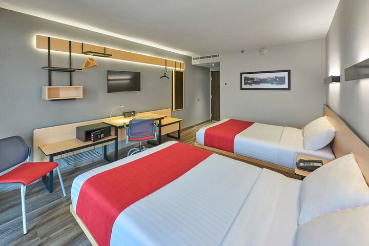 Room 11 of 47