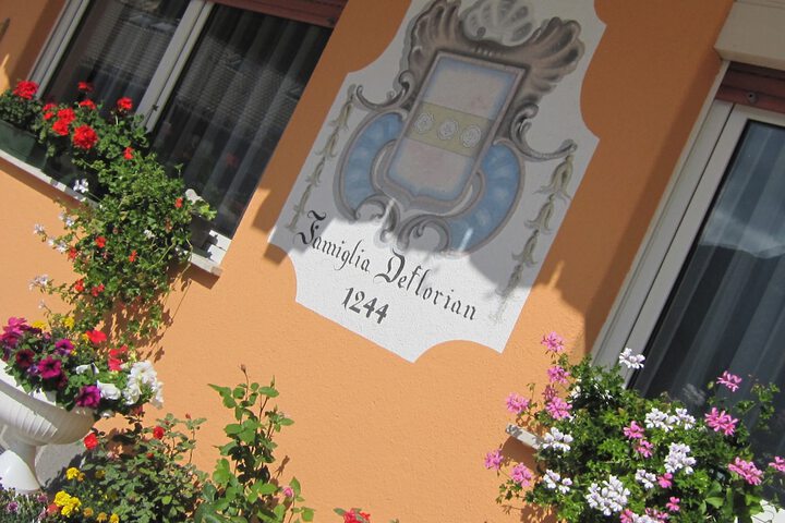 Hotel Exterior 45 of 51