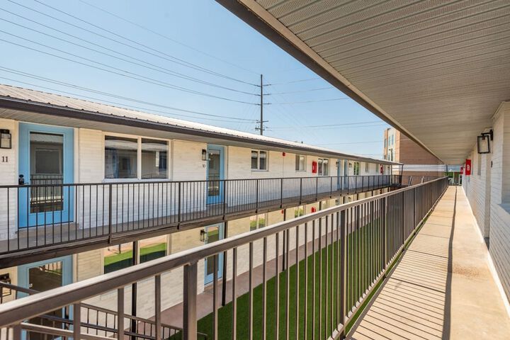 Image of Nashville Living: a Stylish Escape 2 Bedroom Apts