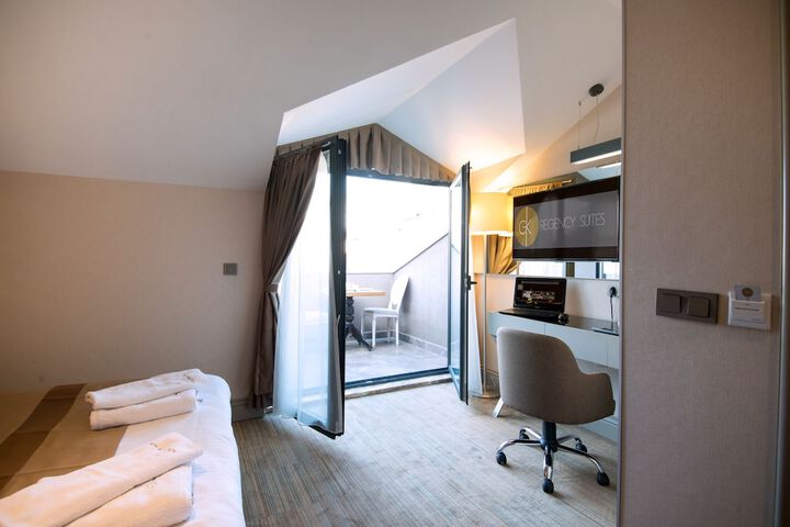 Room amenity