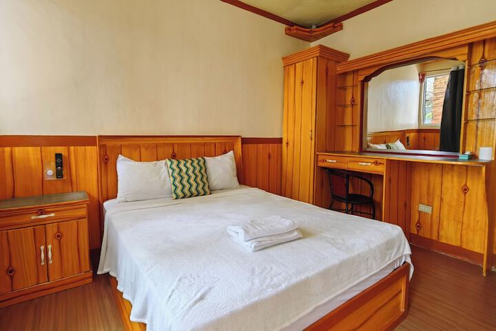 Room 19 of 60
