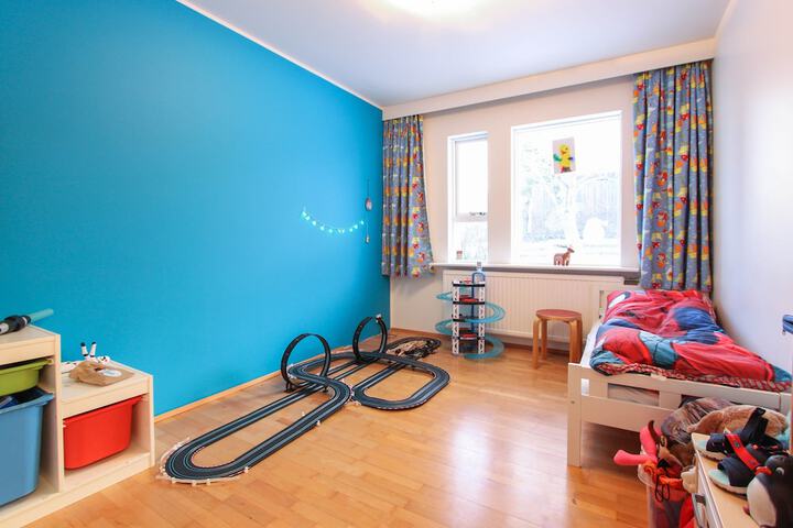Room 2 of 24
