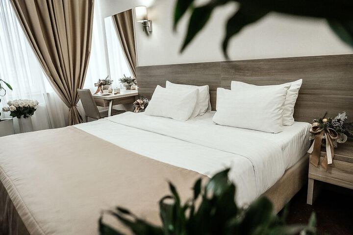 Room 10 of 21