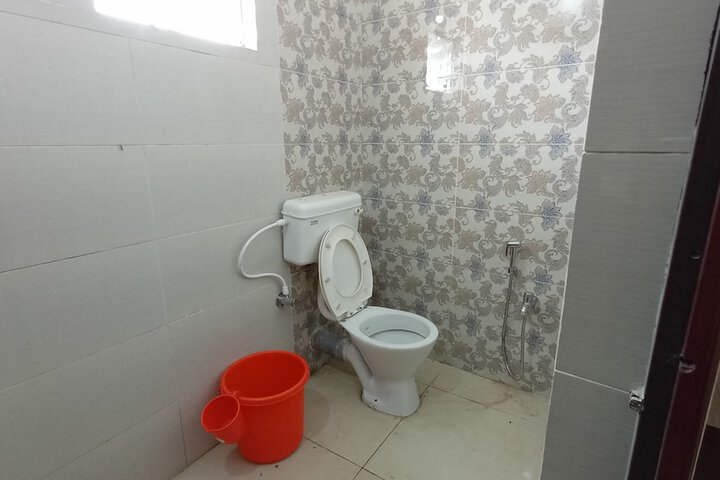 Room 20 of 33