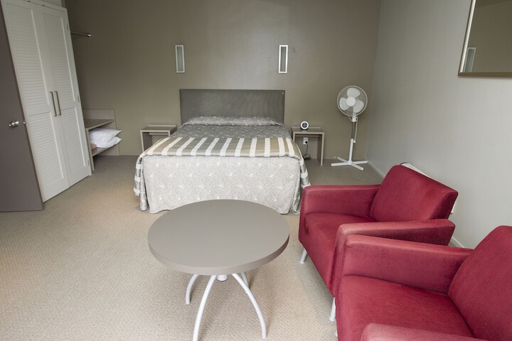Room 9 of 23