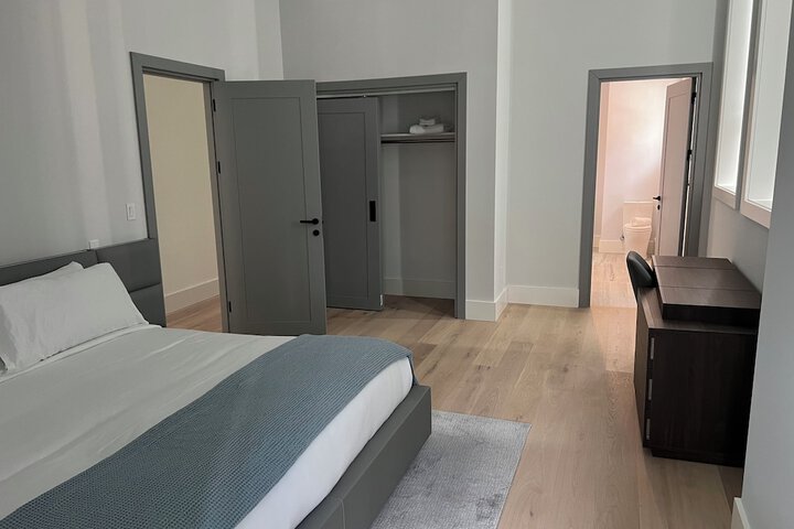 Room 7 of 109