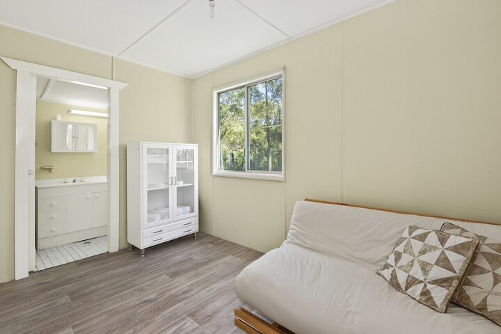 Room 16 of 29