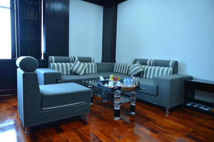 Room 12 of 49
