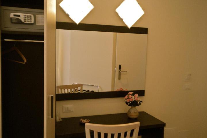 Photo 28