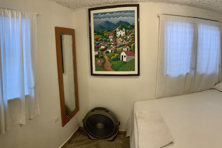 Room 12 of 44