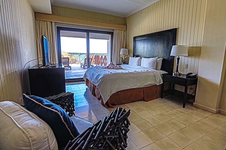 Room 14 of 63