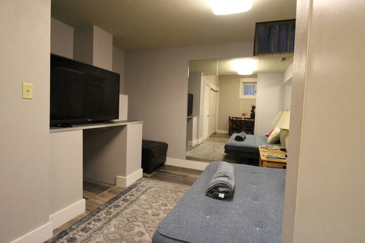 Room 3 of 53