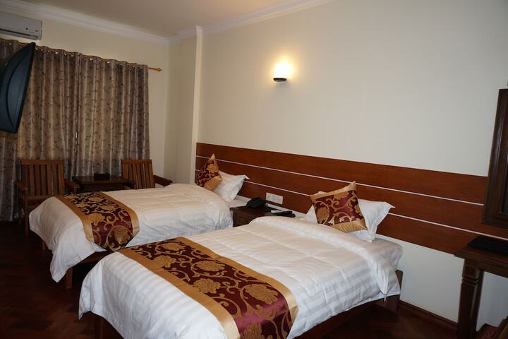 Room 27 of 58