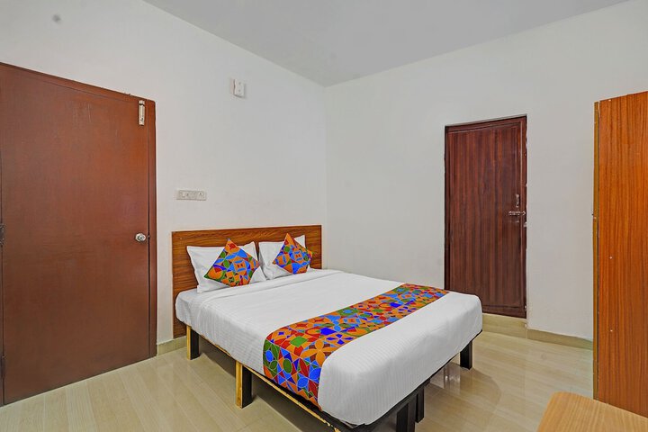 Room 25 of 31