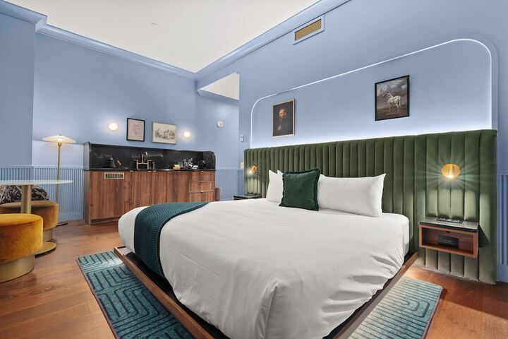 Room 28 of 57