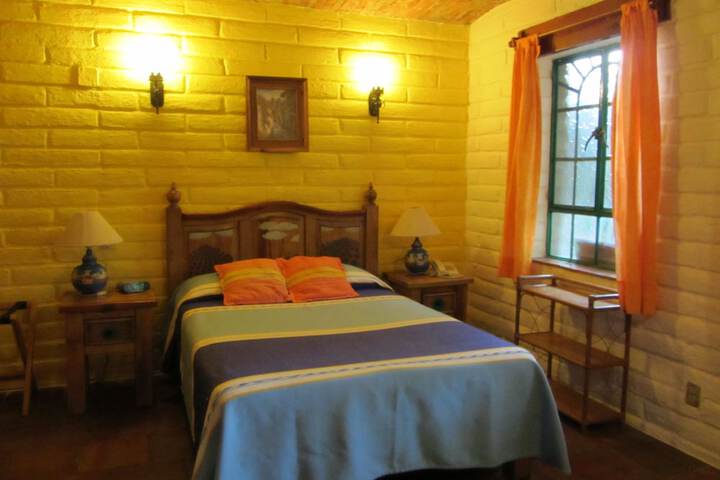 Room 9 of 48