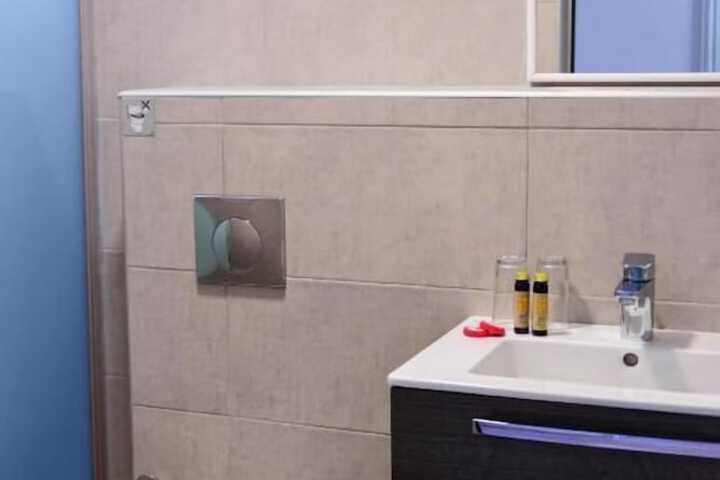 Bathroom Interior Photo