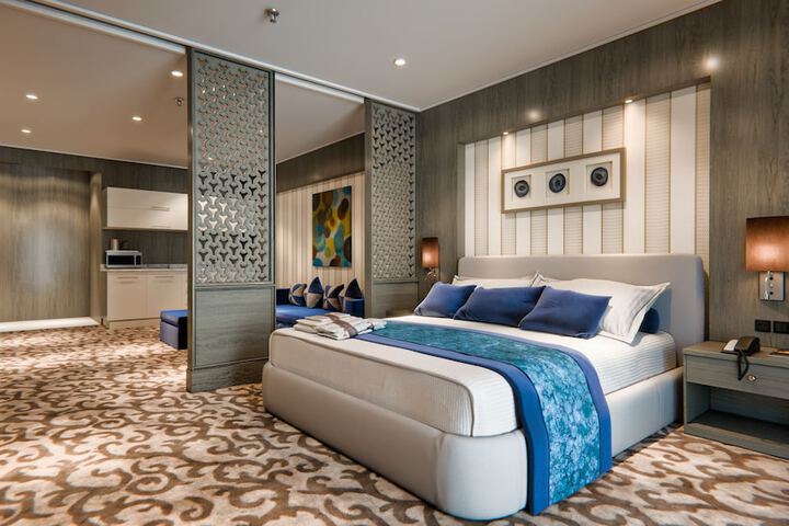Room 14 of 37