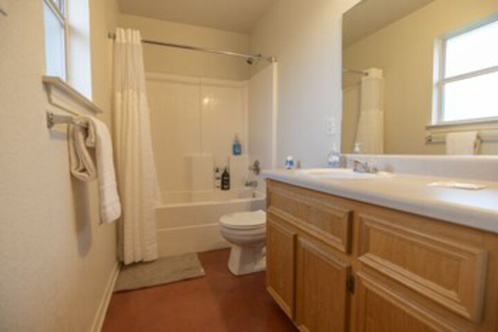 Room 3 of 20