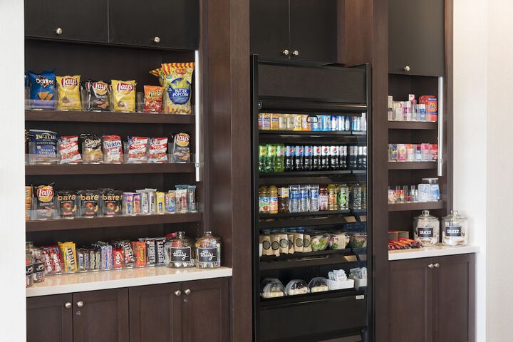 Snack bar