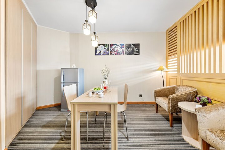 Room 73 of 184