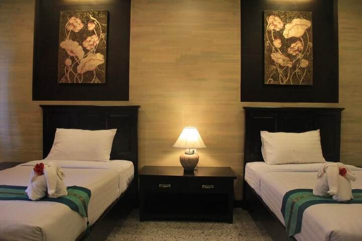 Room 15 of 123