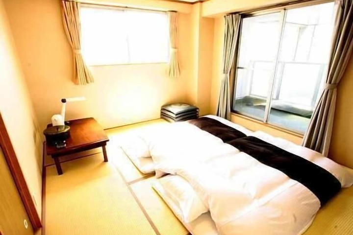 Room 10 of 51