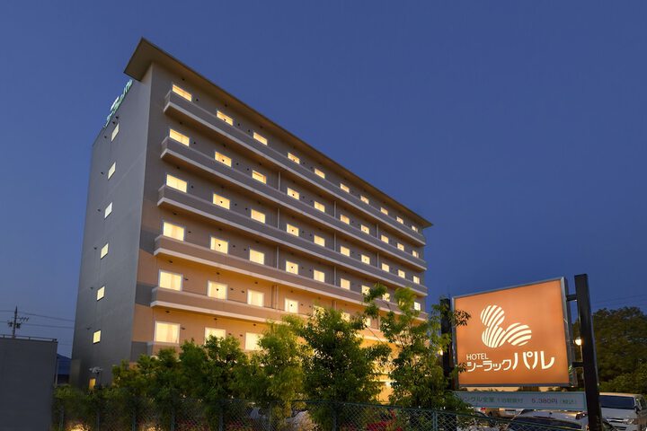 Hotel 12 of 12