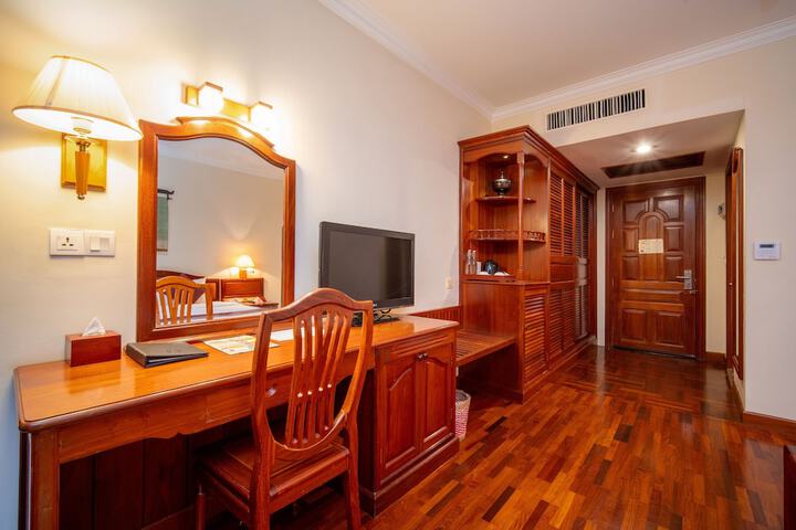 Room 48 of 169