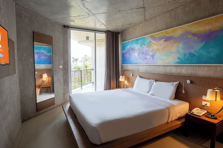 Room 10 of 43