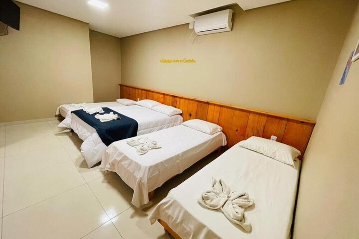 Room 7 of 32